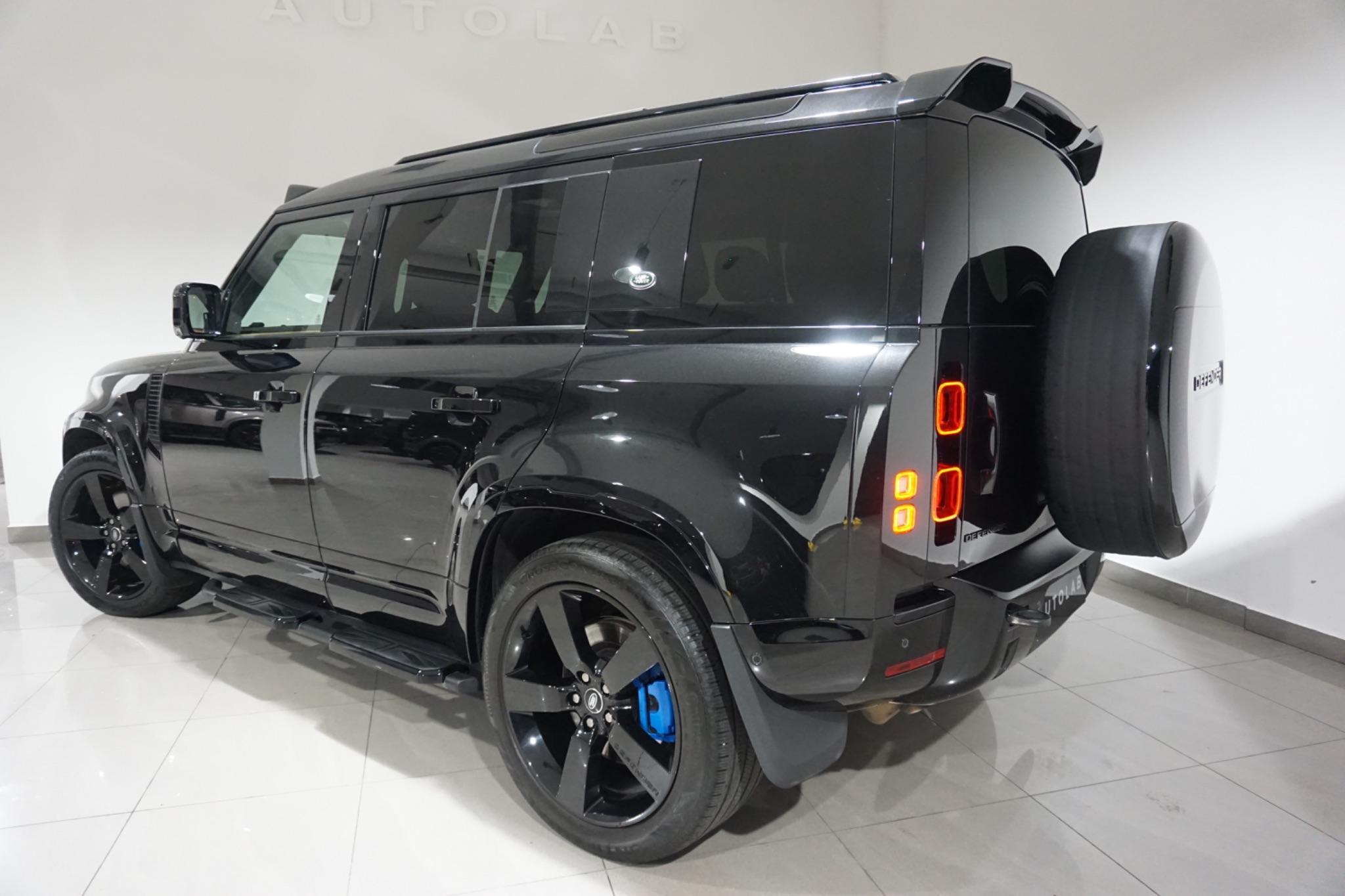 Land Rover Defender 110 3.0 D250 MHEV X-Dynamic HSE Auto 4WD Euro 6 (s/s) 5dr